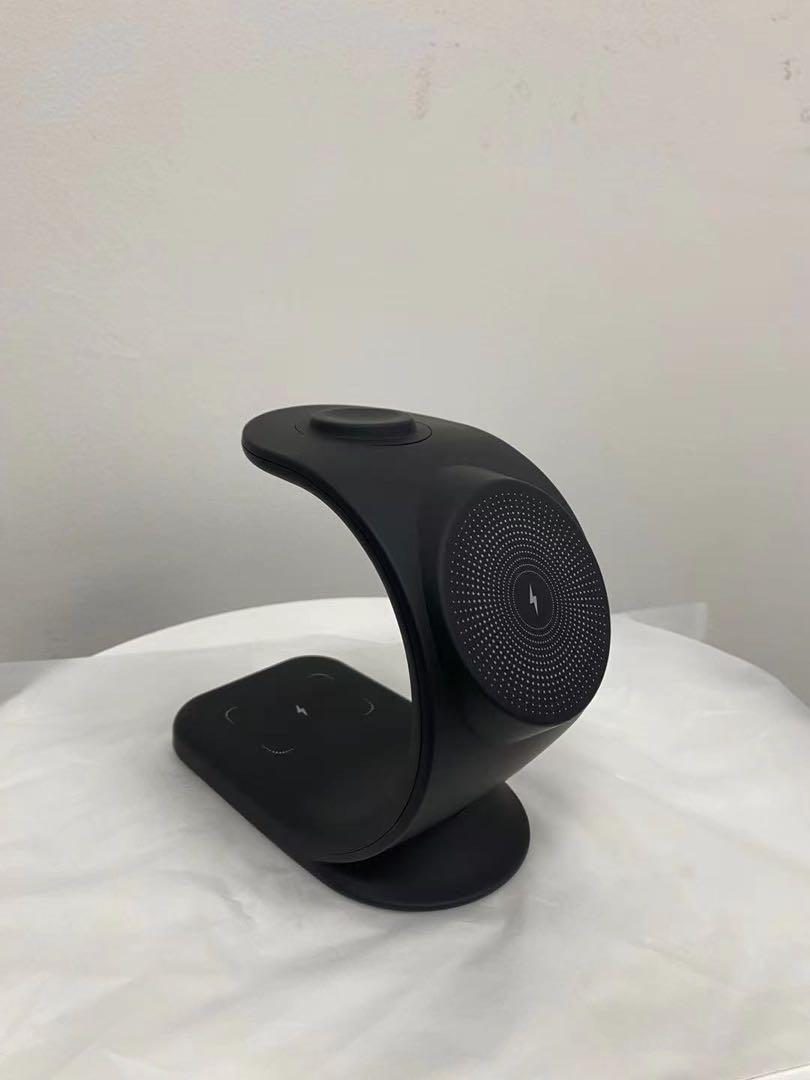 3-in-1 Wireless USB Charging Station